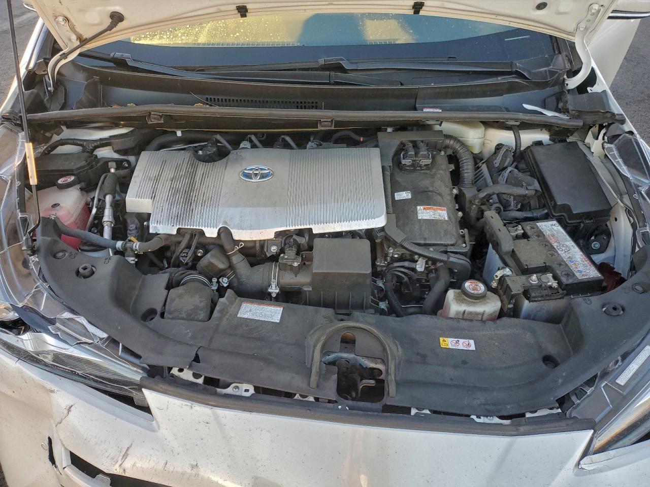 2019 TOYOTA PRIUS