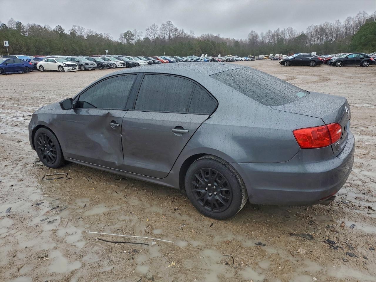 2013 VOLKSWAGEN JETTA
