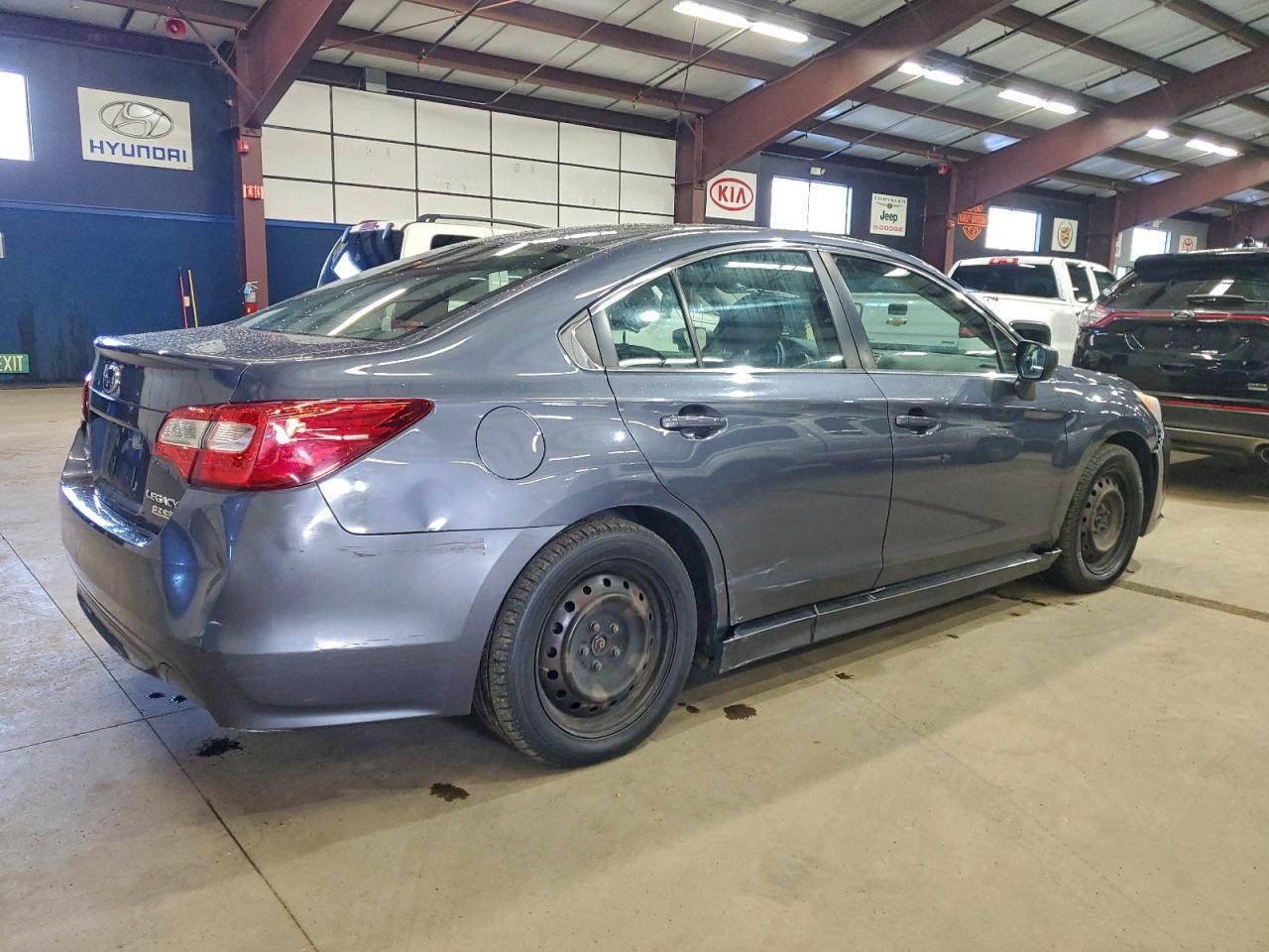2016 SUBARU Legacy
