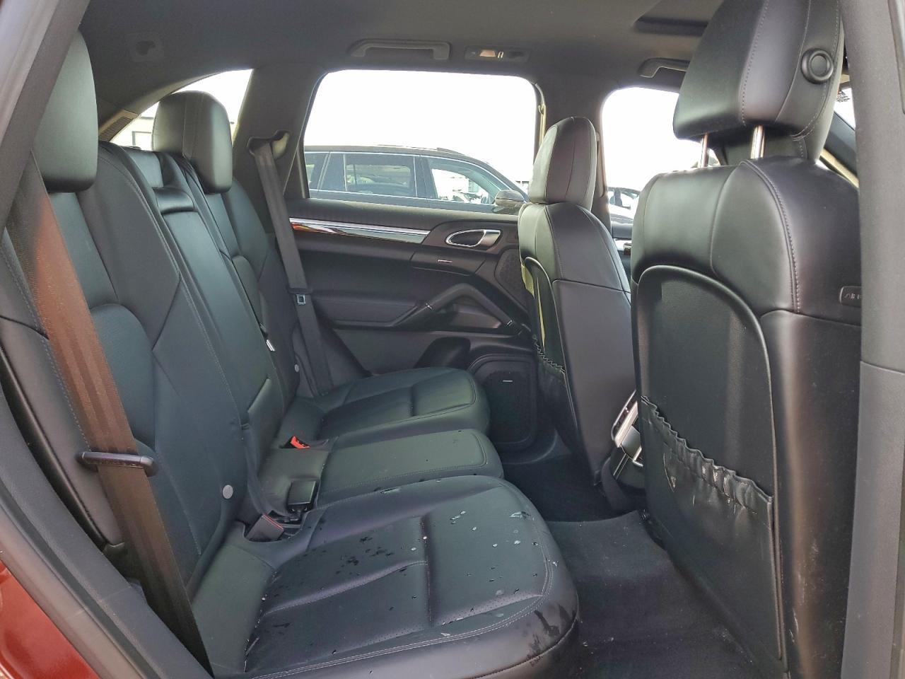2013 PORSCHE CAYENNE