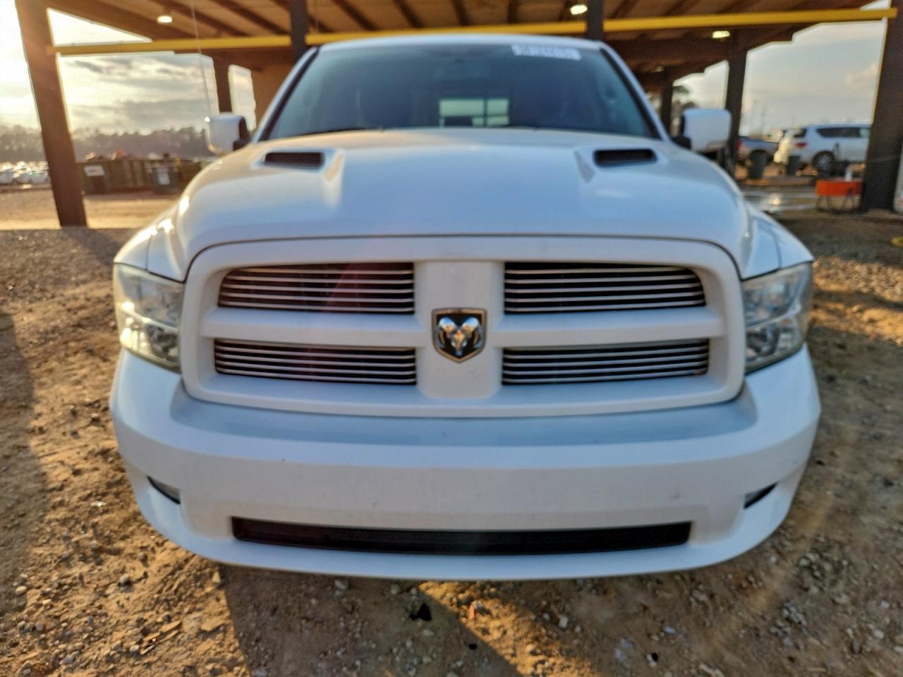 2011 DODGE RAM 1500