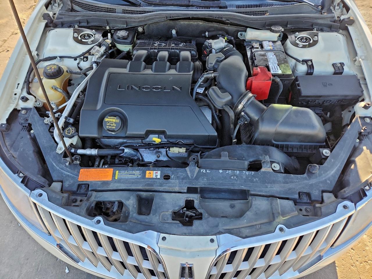 2012 LINCOLN MKZ