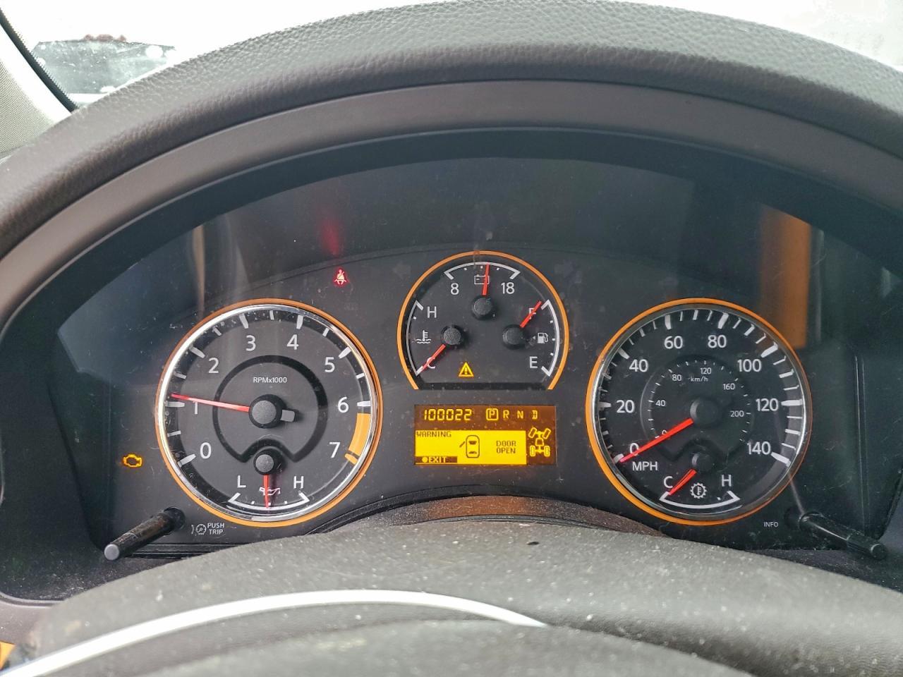 2013 NISSAN Armada