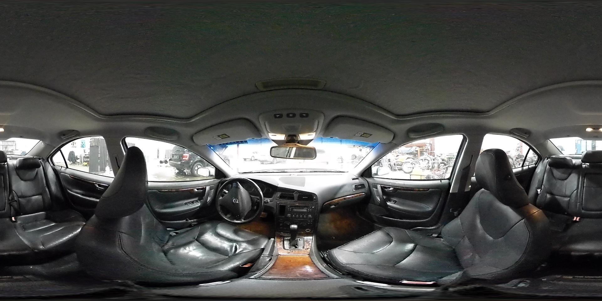 2005 VOLVO S60