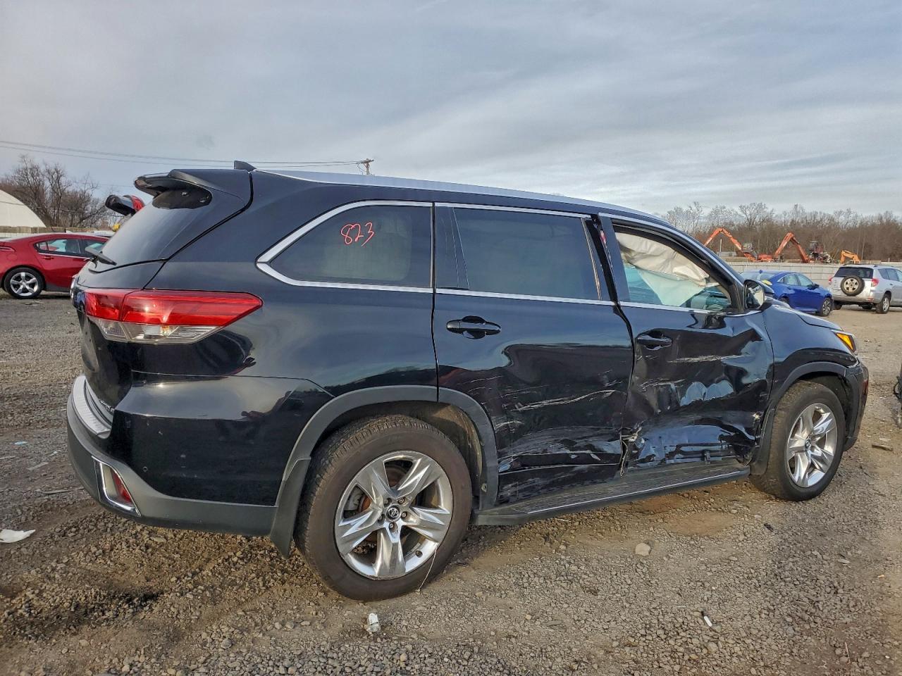 2018 TOYOTA HIGHLANDER