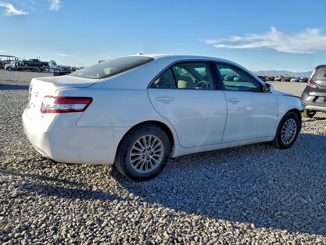 2010 TOYOTA CAMRY