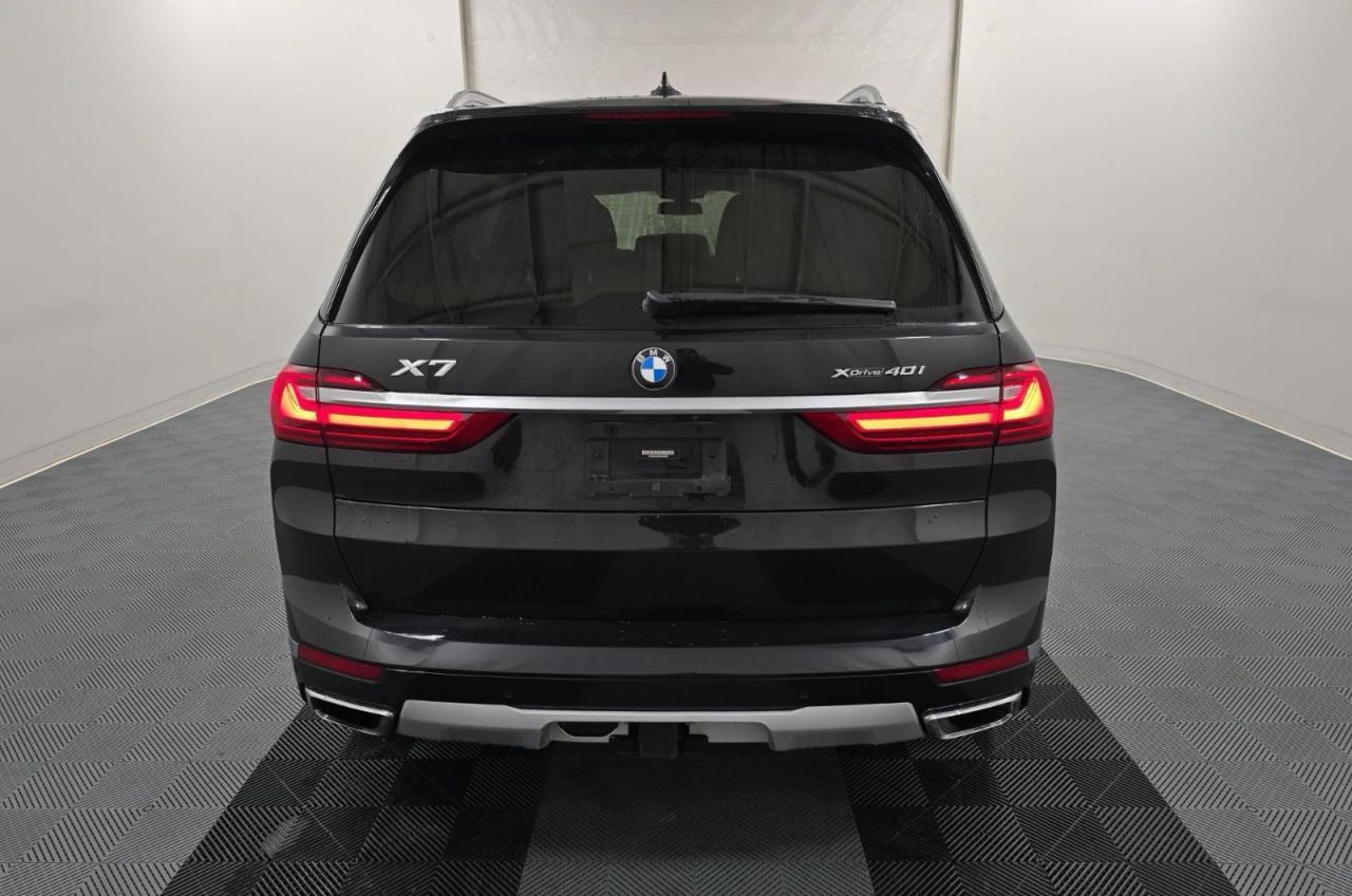2022 BMW X7