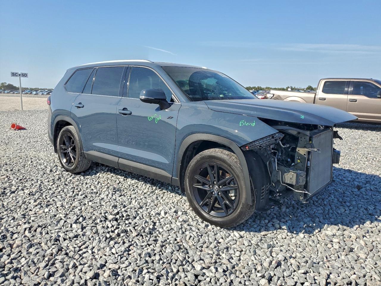 2024 TOYOTA HIGHLANDER