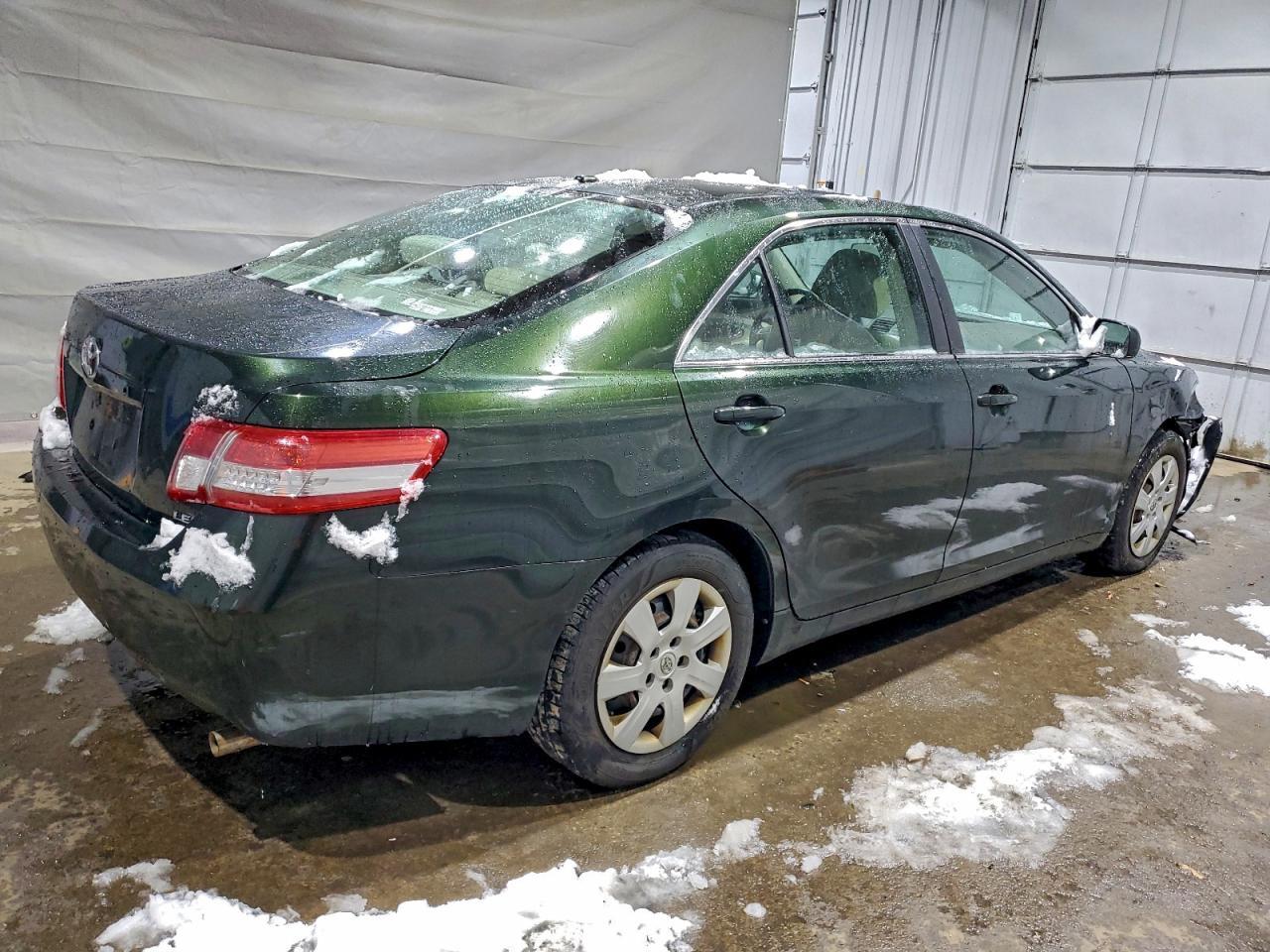 2010 TOYOTA CAMRY