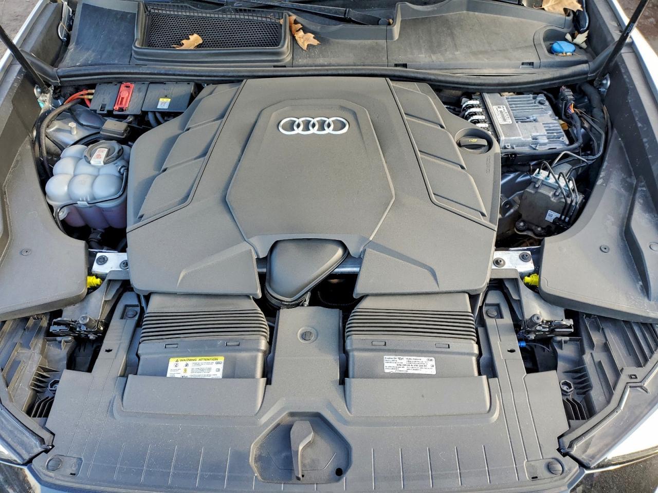 2021 AUDI Q8