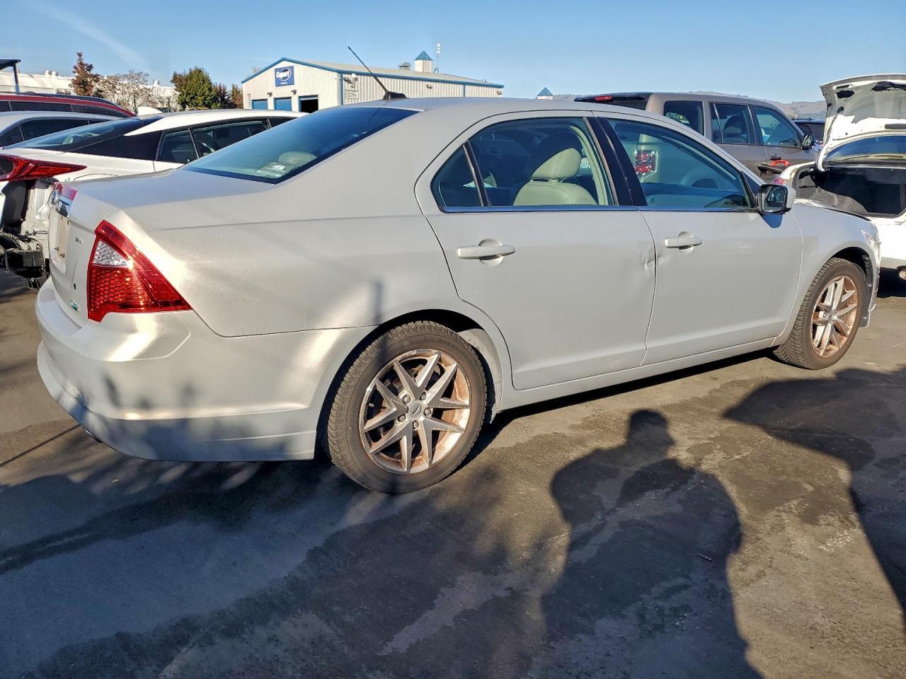 2010 FORD FUSION
