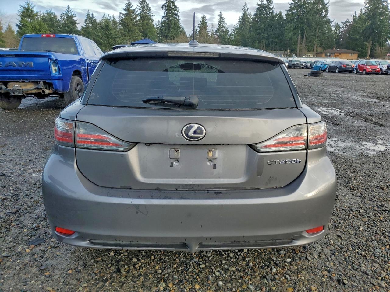 2013 LEXUS CT 200