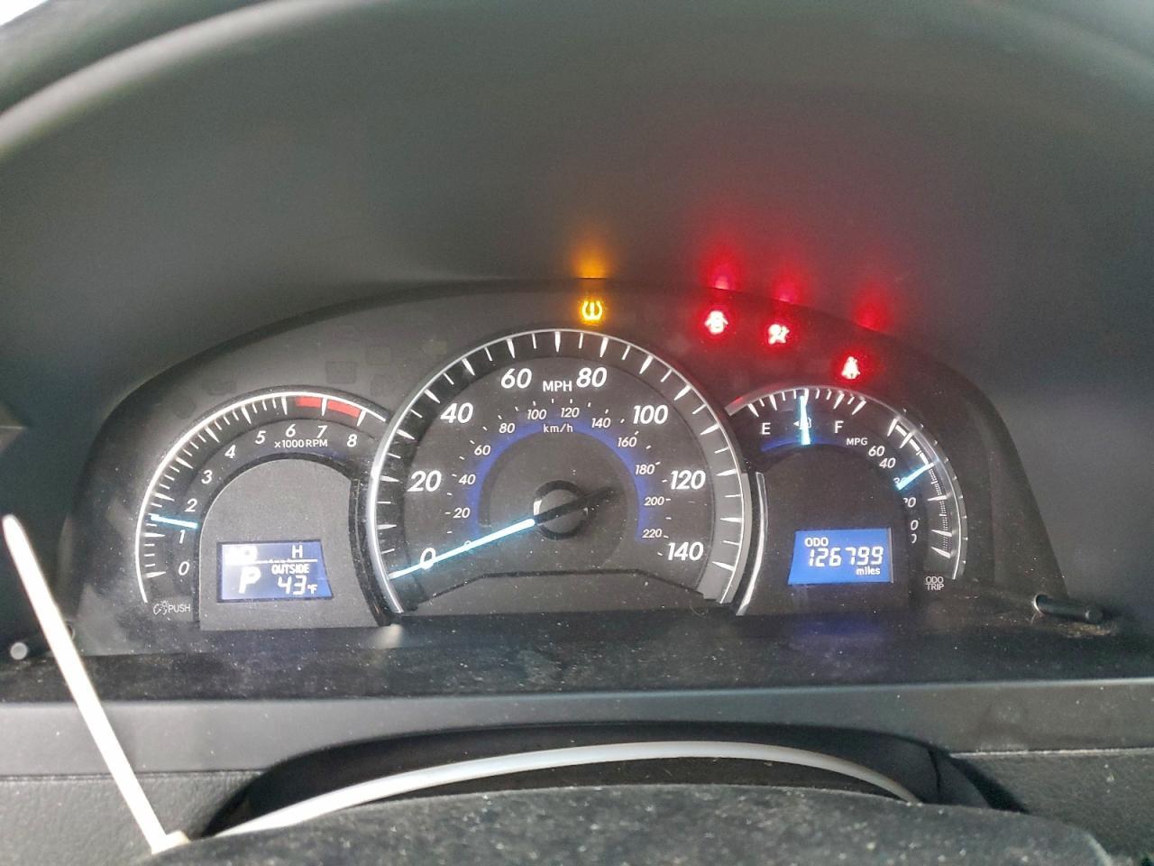 2012 TOYOTA CAMRY
