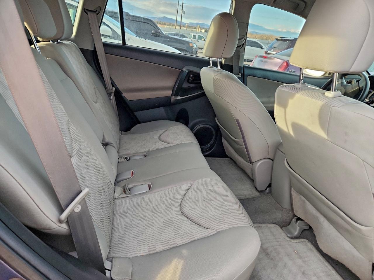 2011 TOYOTA RAV4