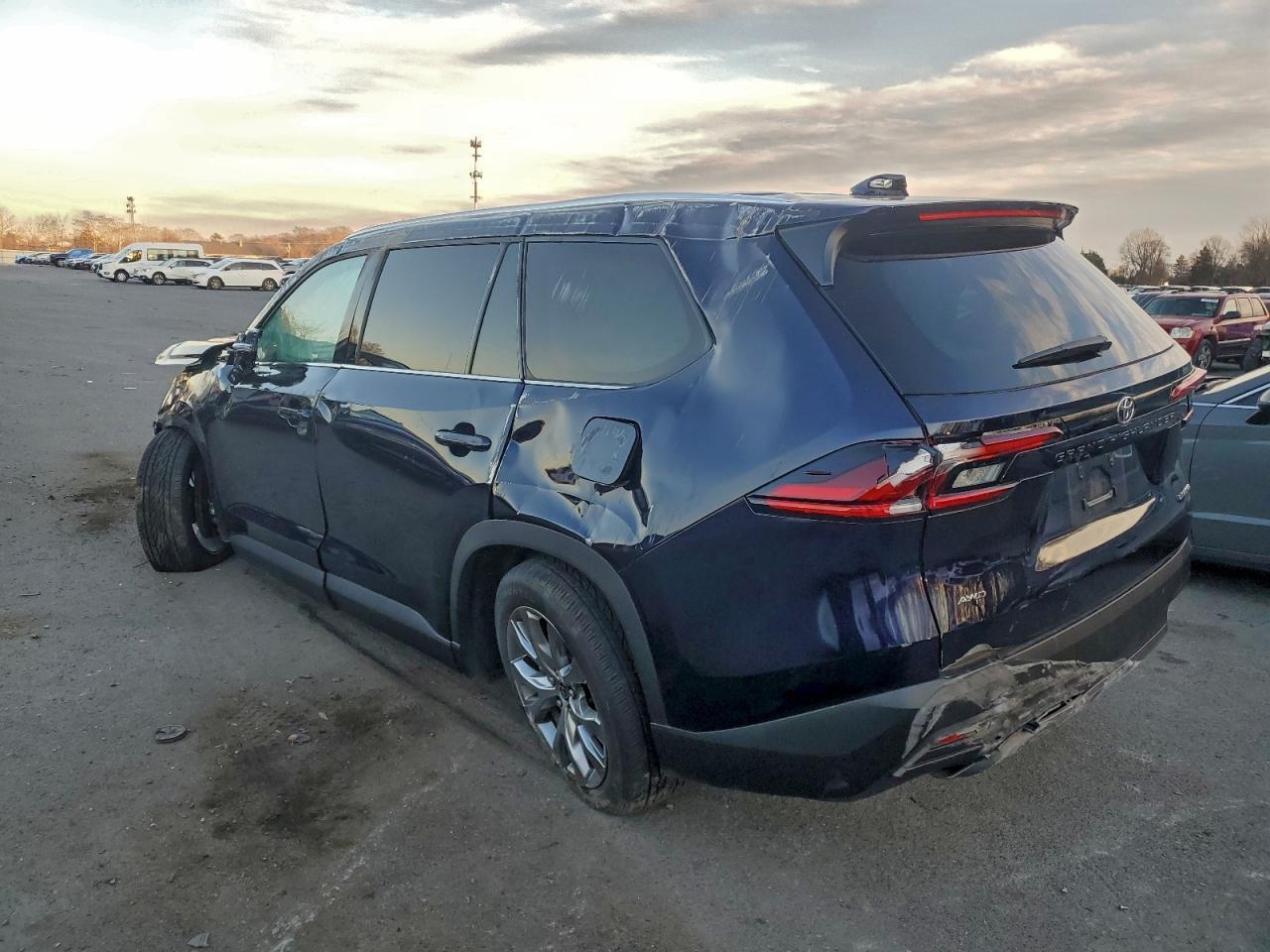 2025 TOYOTA HIGHLANDER