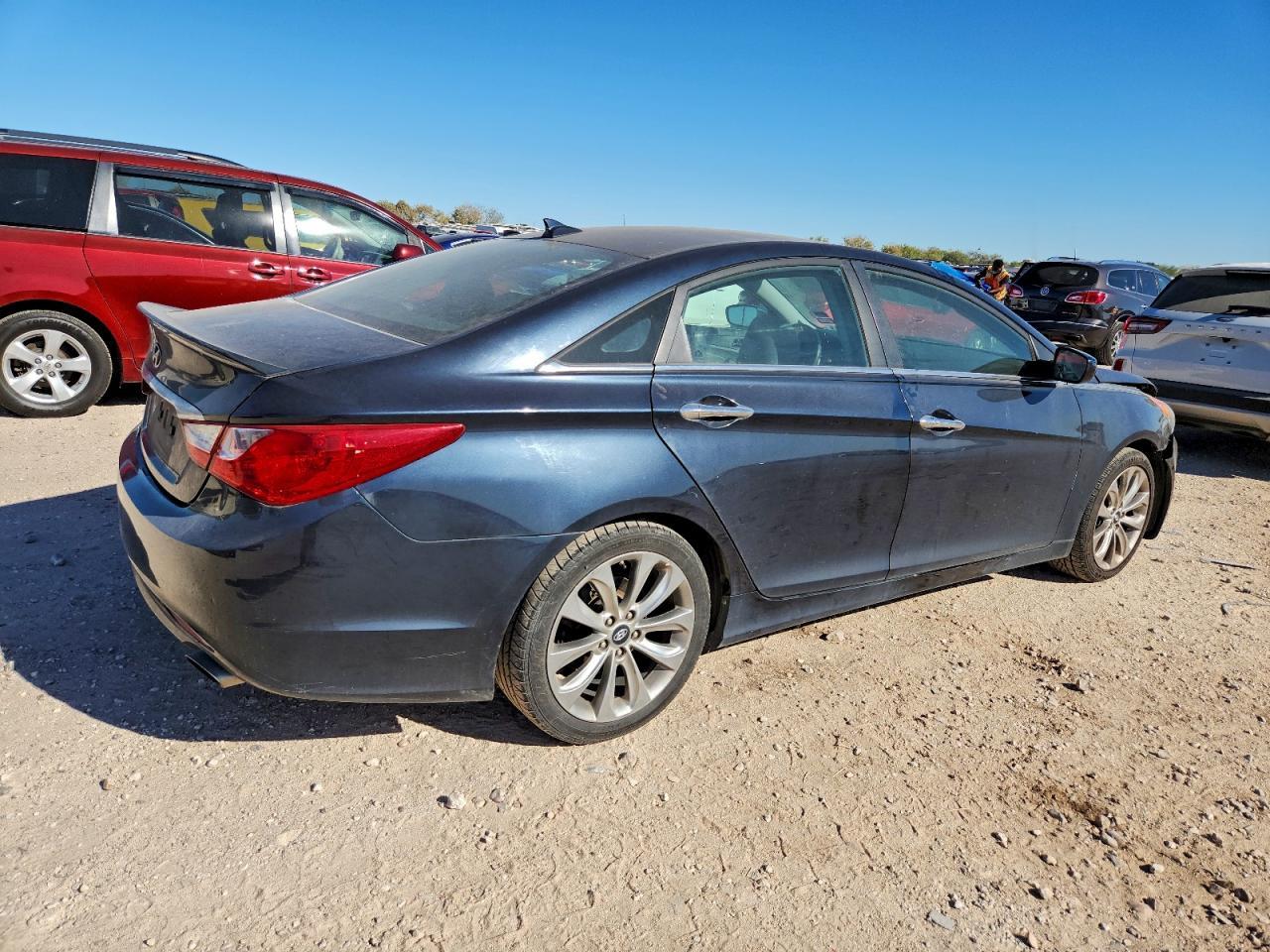 2013 HYUNDAI SONATA