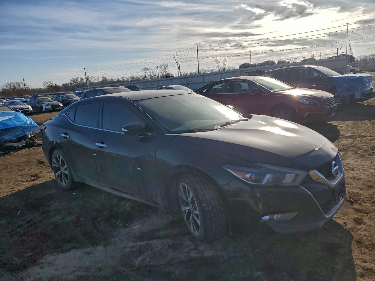 2017 NISSAN Maxima