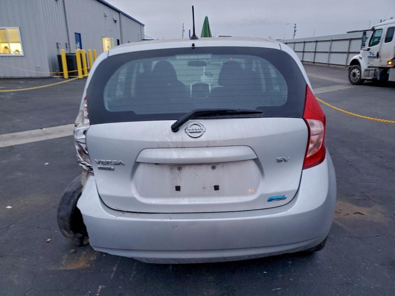 2016 NISSAN Versa Note