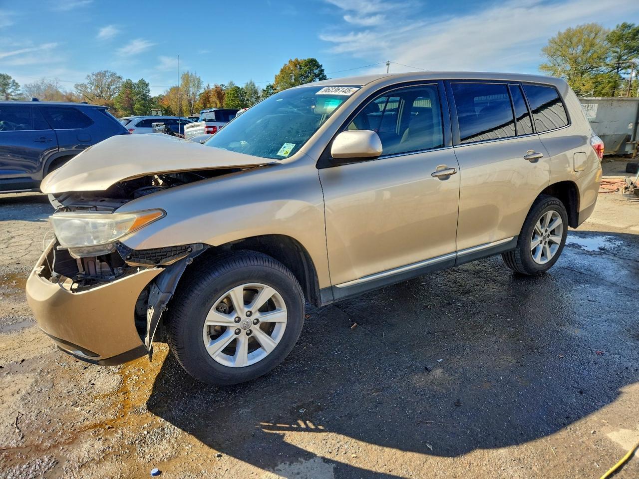 2011 TOYOTA HIGHLANDER
