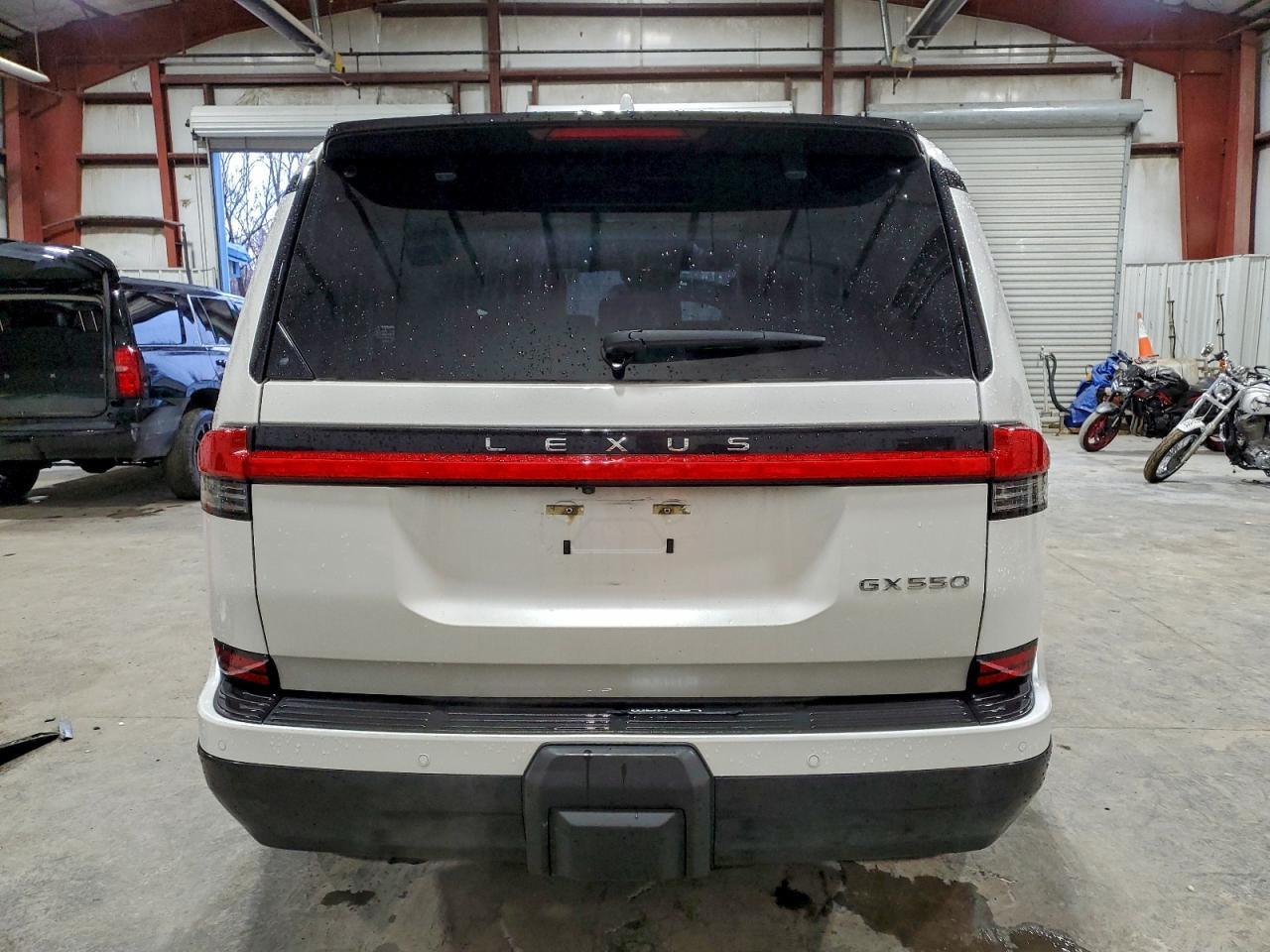 2024 LEXUS GX 550
