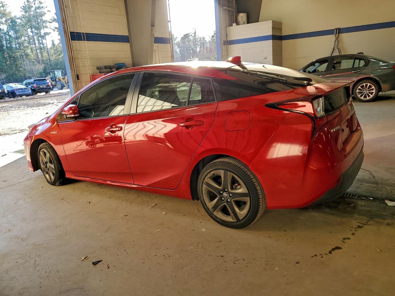 2019 TOYOTA PRIUS