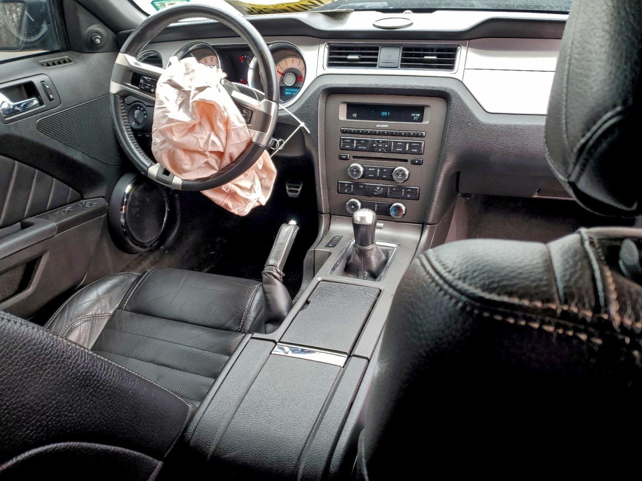 2012 FORD MUSTANG