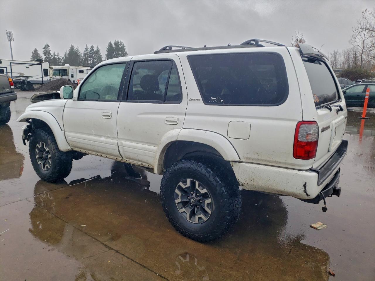 2000 TOYOTA 4Runner