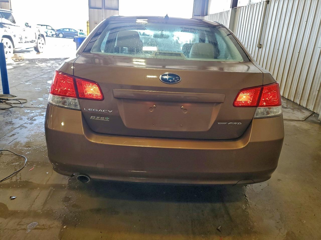 2012 SUBARU Legacy