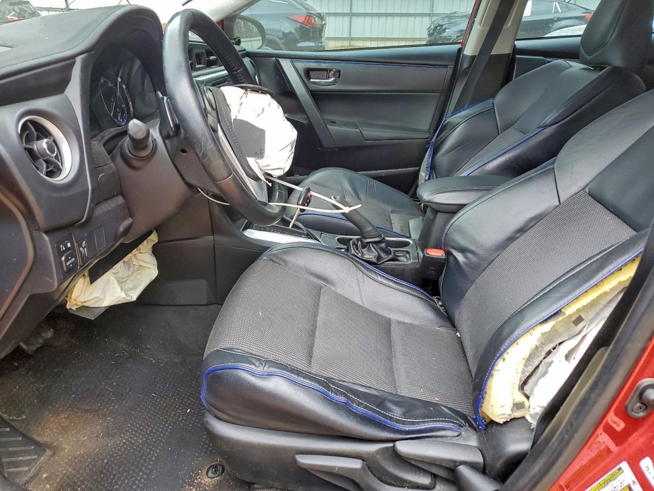 2019 TOYOTA COROLLA