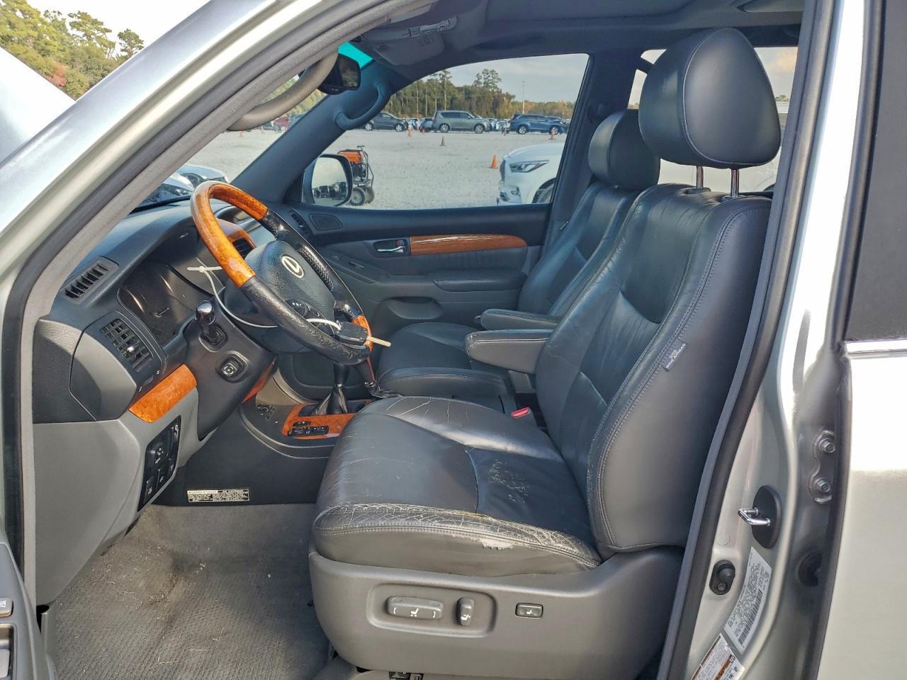2004 LEXUS Gx 470
