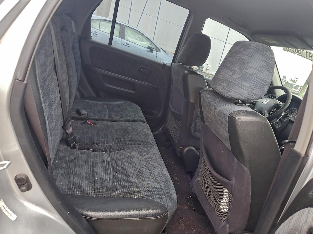 2004 HONDA CR-V