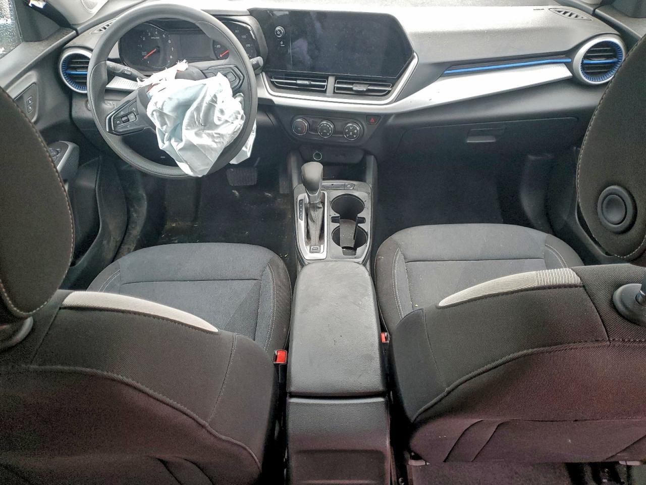 2025 CHEVROLET TRAX