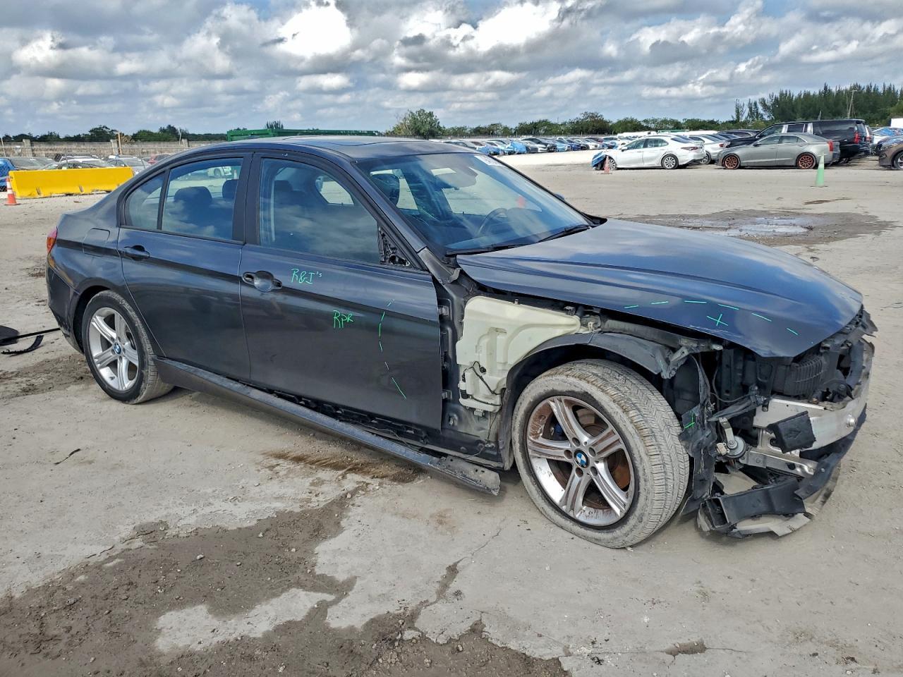 2013 BMW 3 SERIES