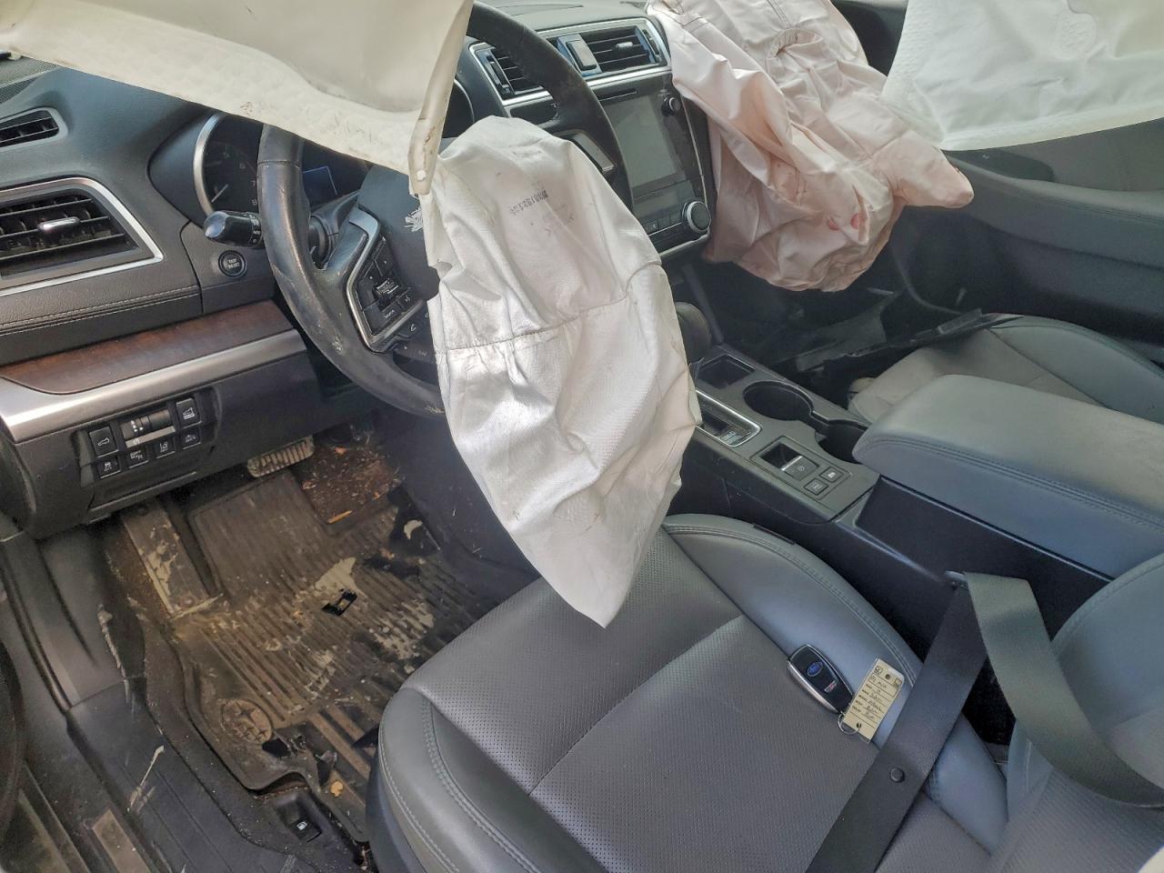 2019 SUBARU Outback