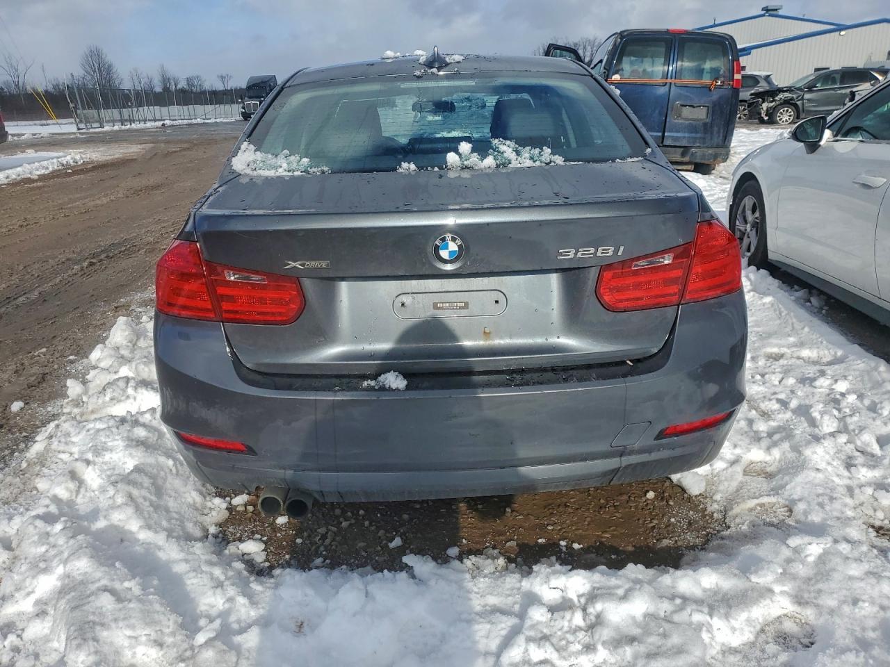 2013 BMW 3 SERIES