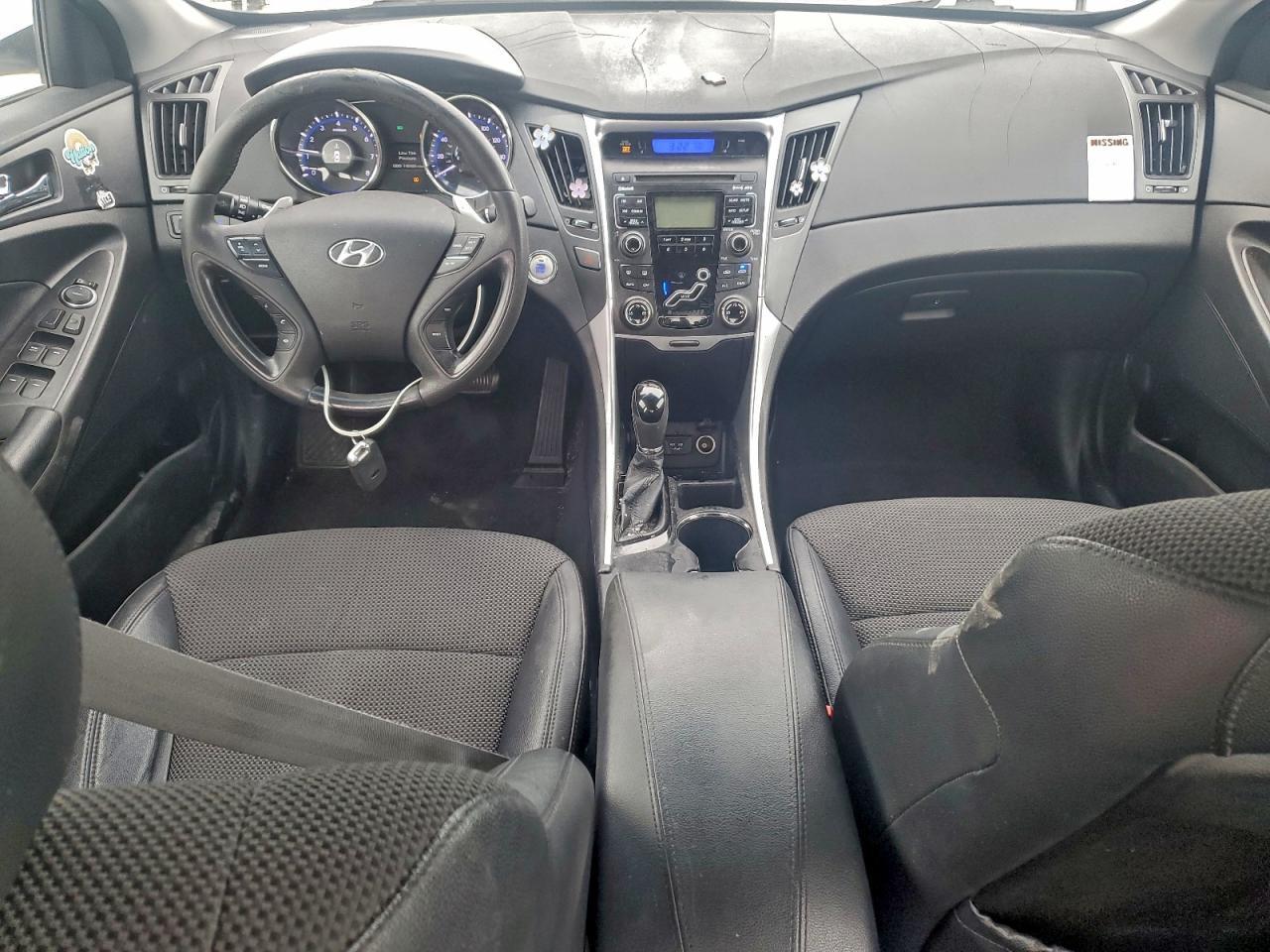 2011 HYUNDAI SONATA