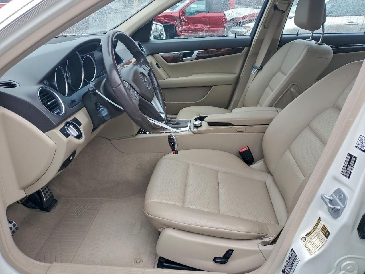 2012 MERCEDES-BENZ C-CLASS