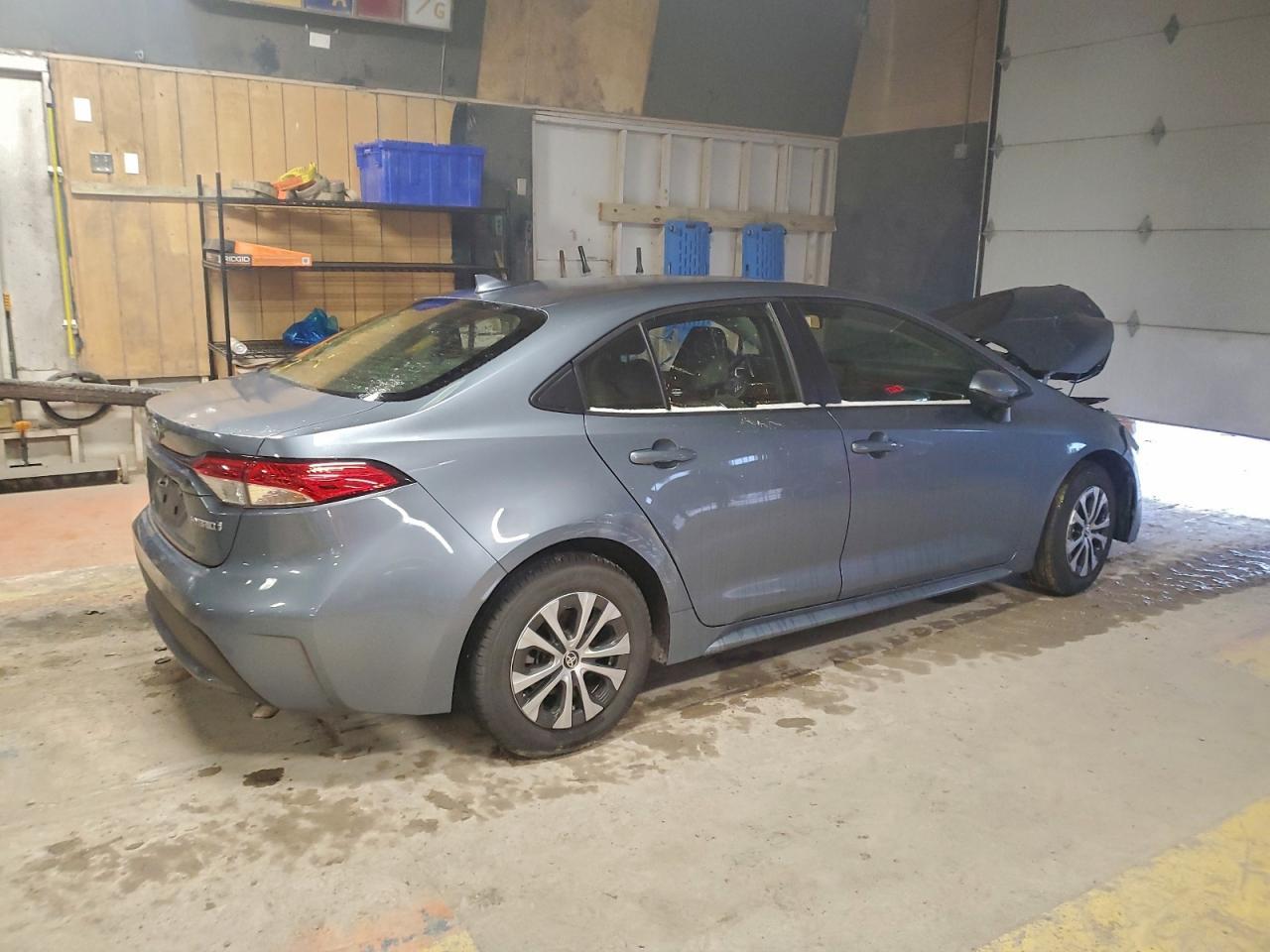 2022 TOYOTA COROLLA