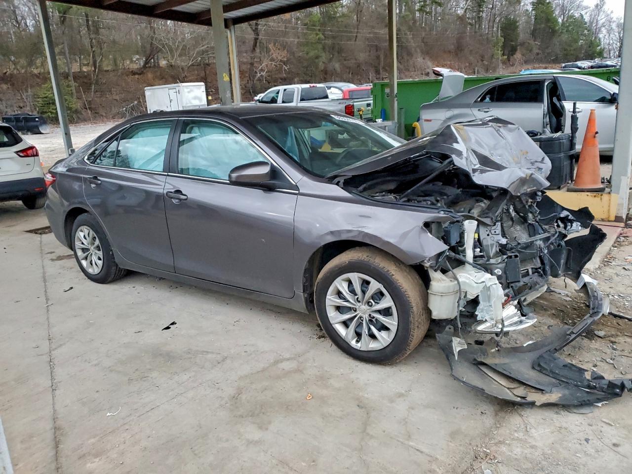 2015 TOYOTA CAMRY