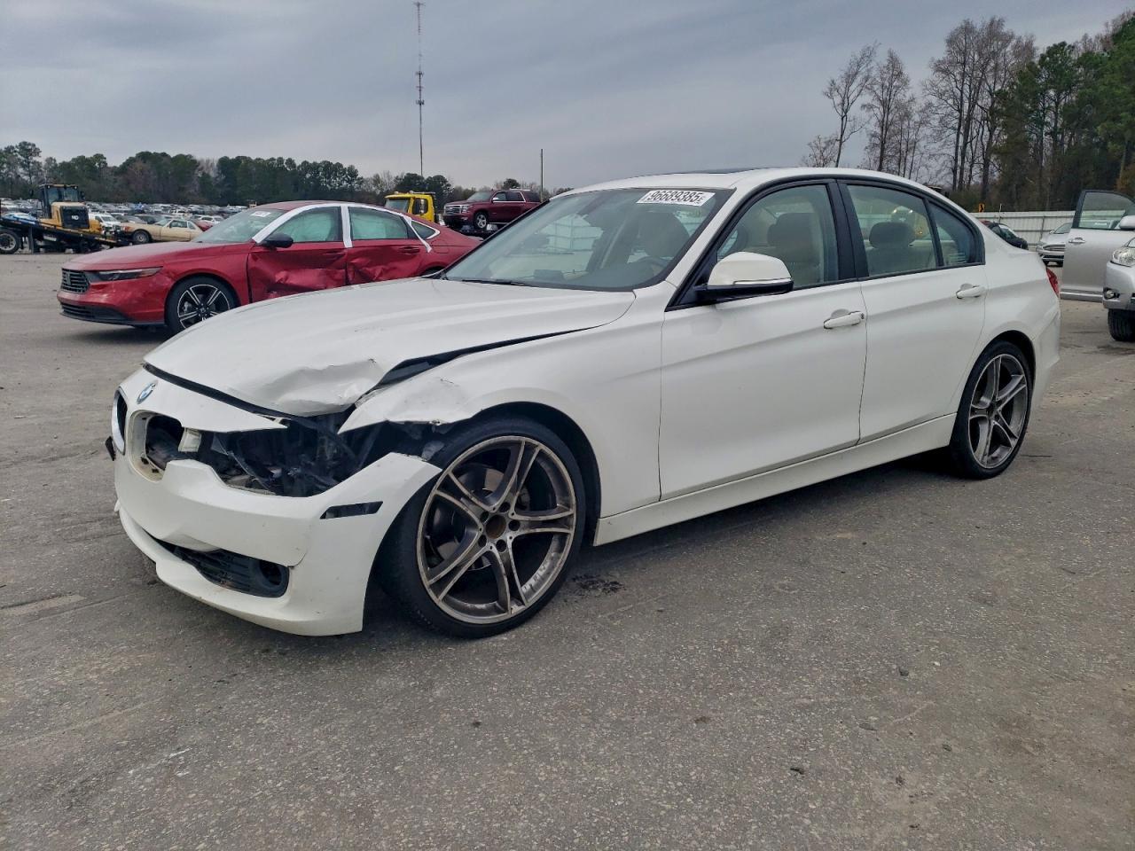 2013 BMW 3 SERIES
