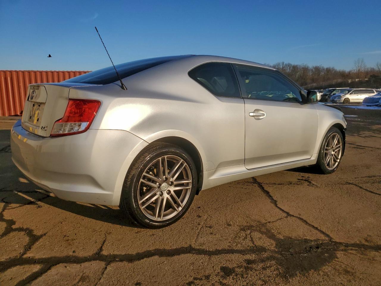 2013 TOYOTA SCION