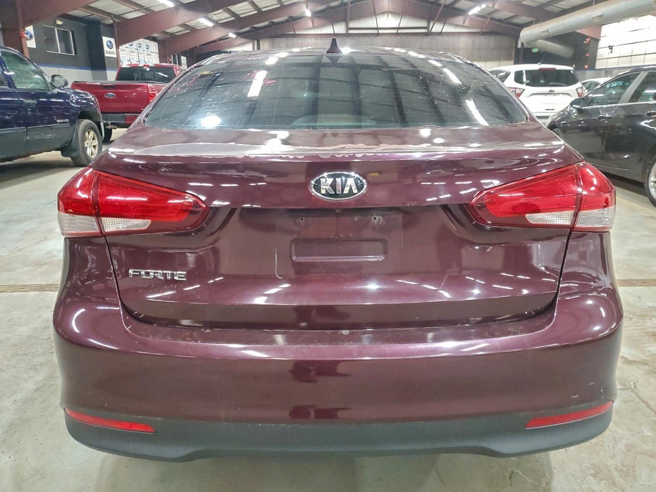2017 KIA FORTE