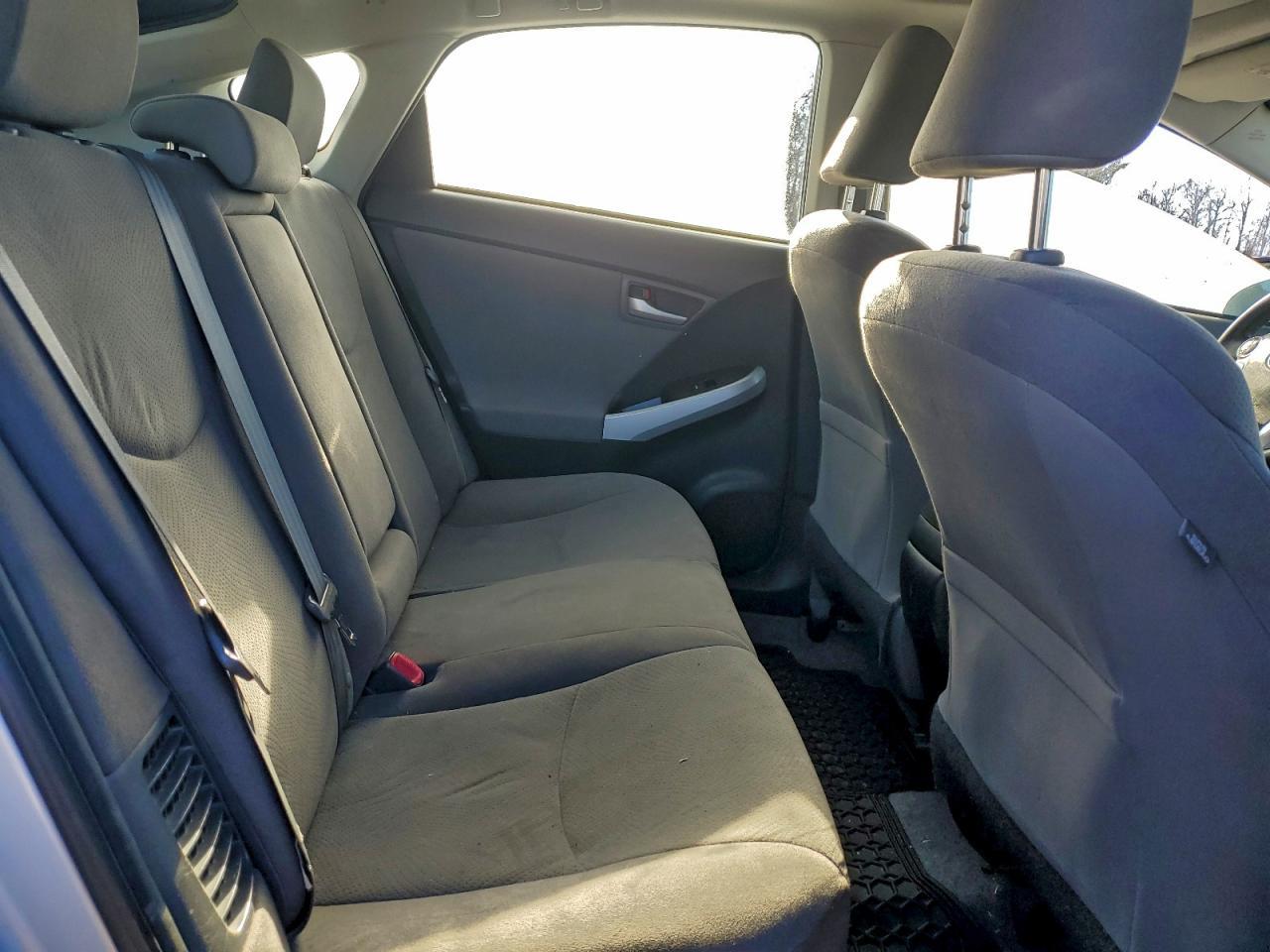 2015 TOYOTA PRIUS