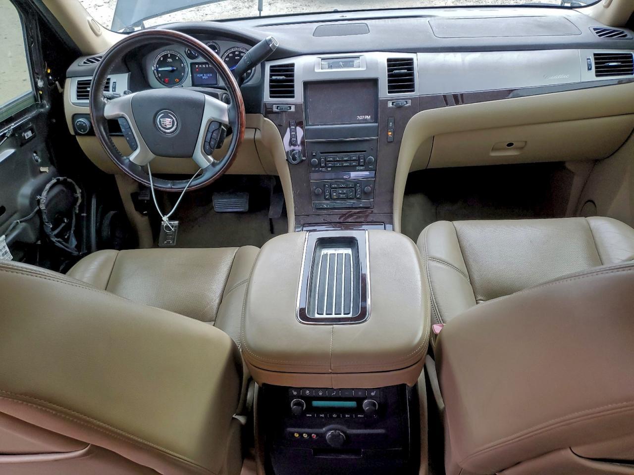 2014 CADILLAC Escalade ESV