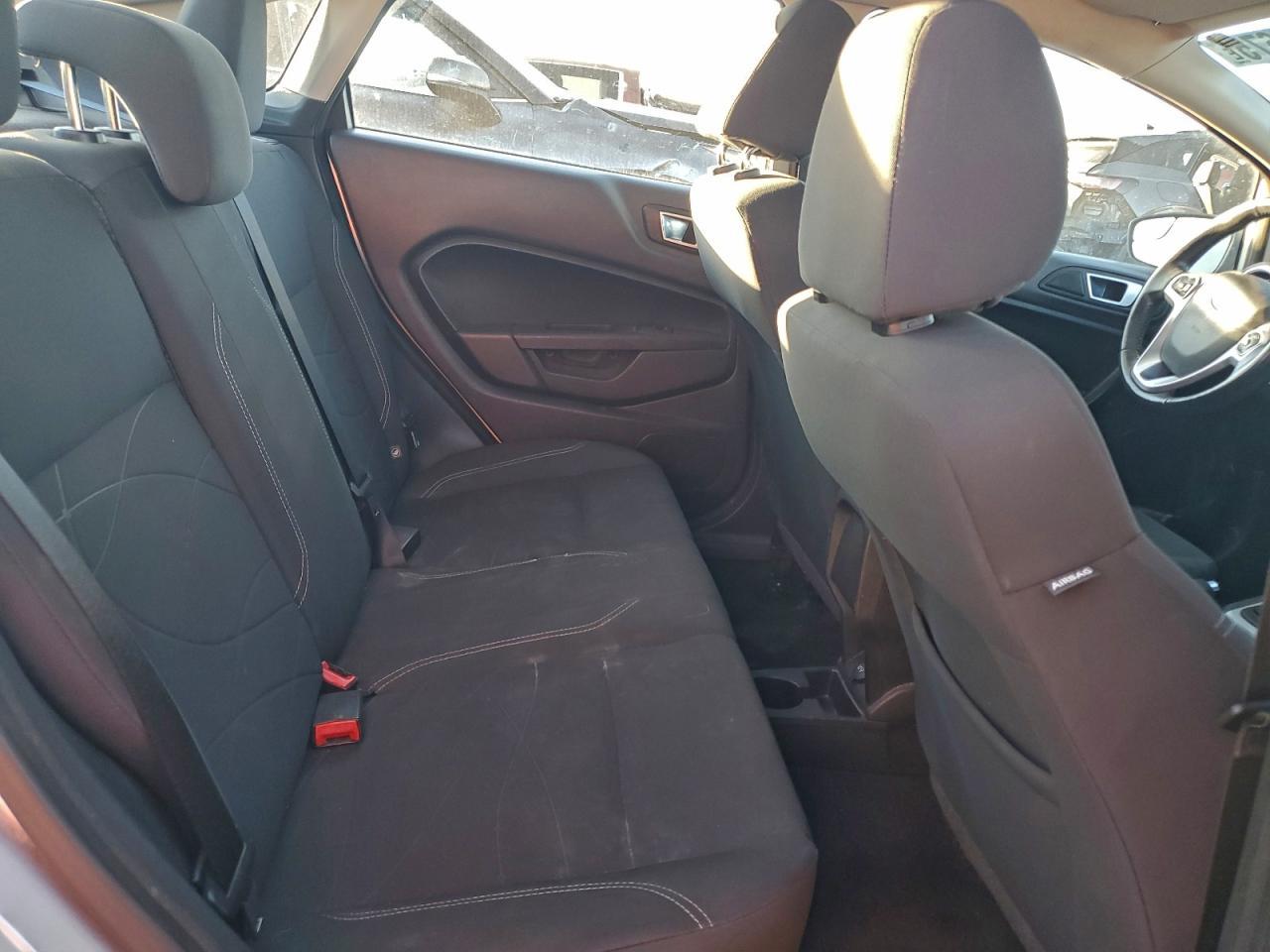 2014 FORD Fiesta