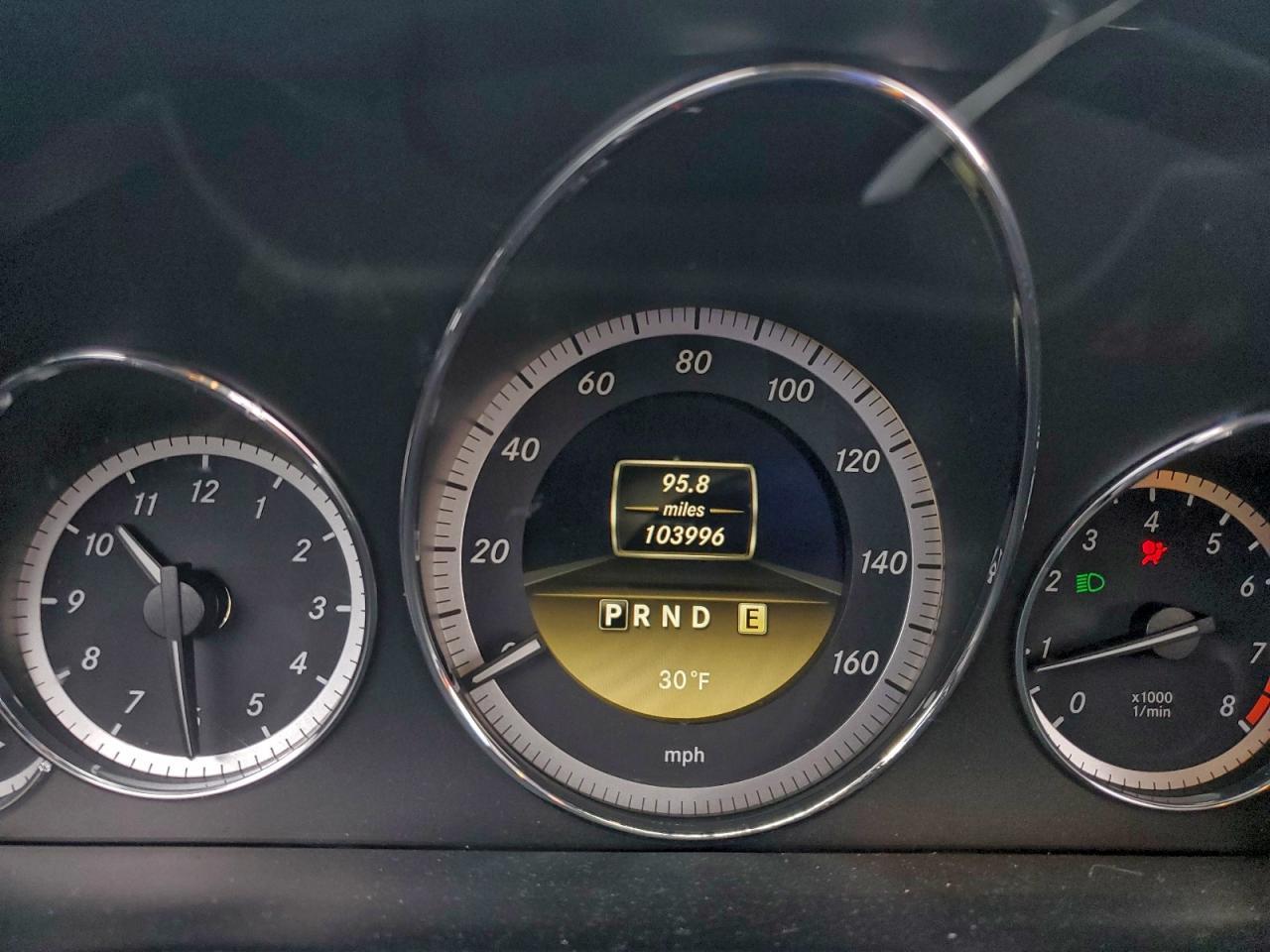 2012 MERCEDES-BENZ E-Class