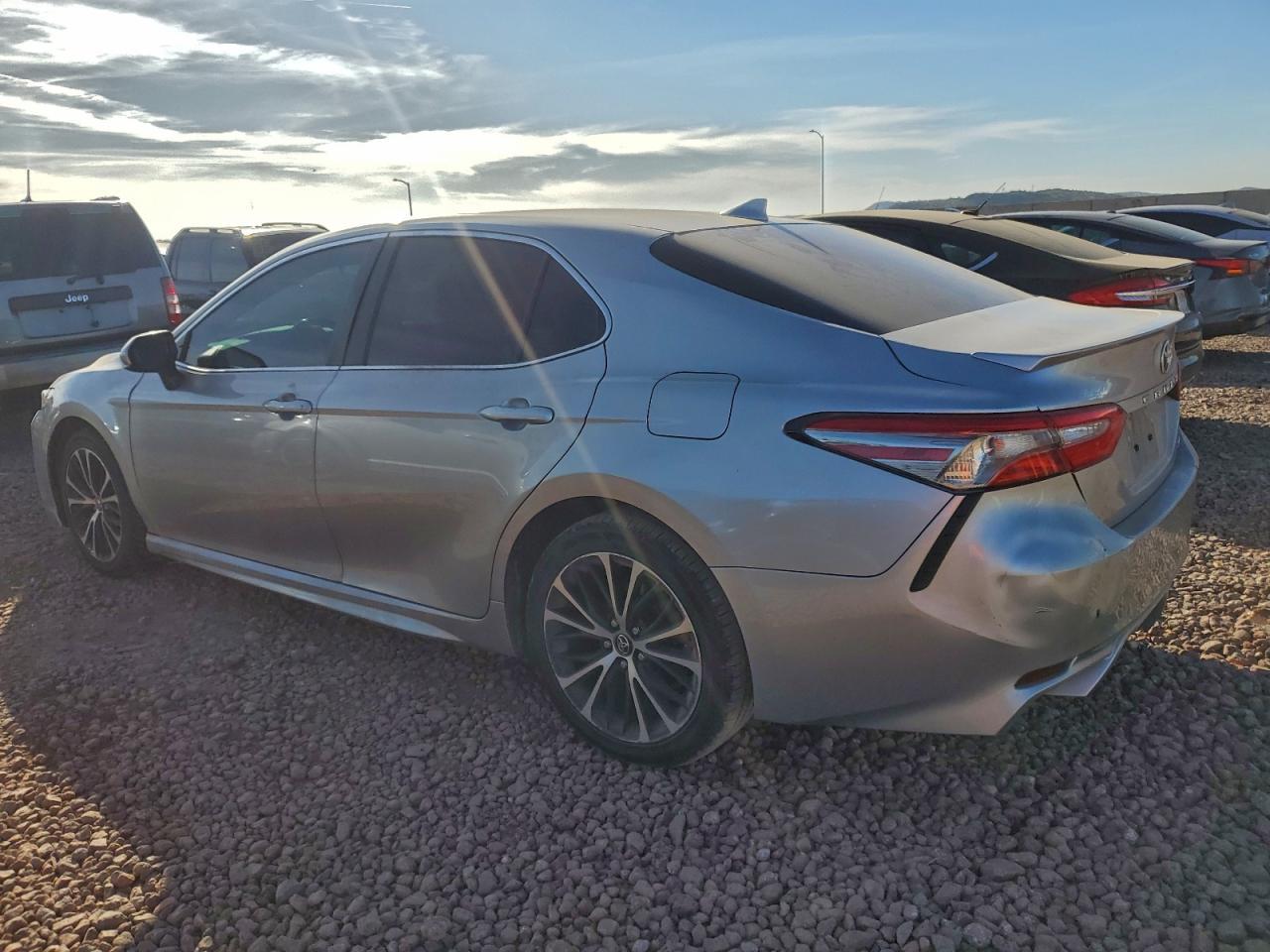 2019 TOYOTA CAMRY