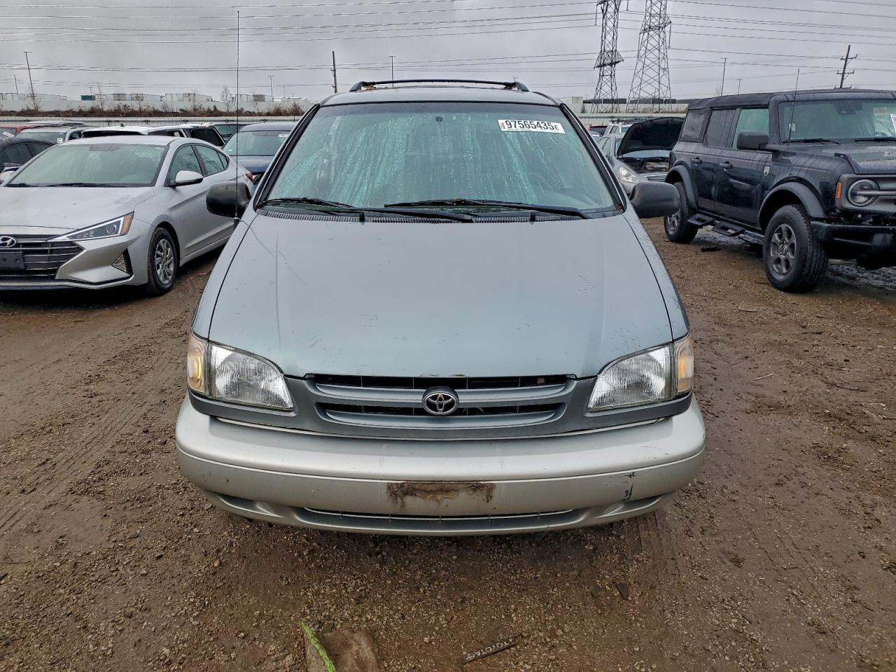 2000 TOYOTA SIENNA