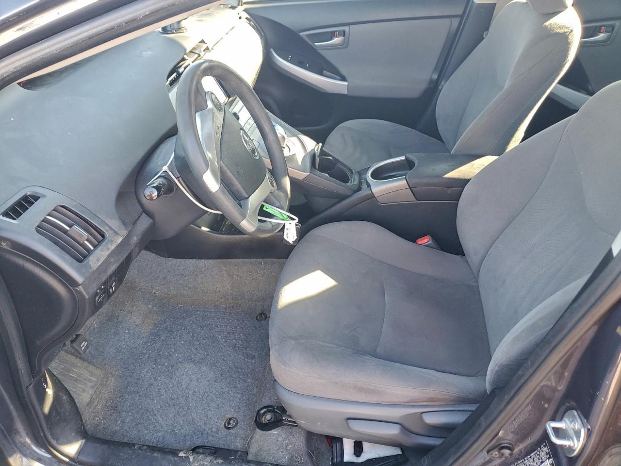 2015 TOYOTA PRIUS