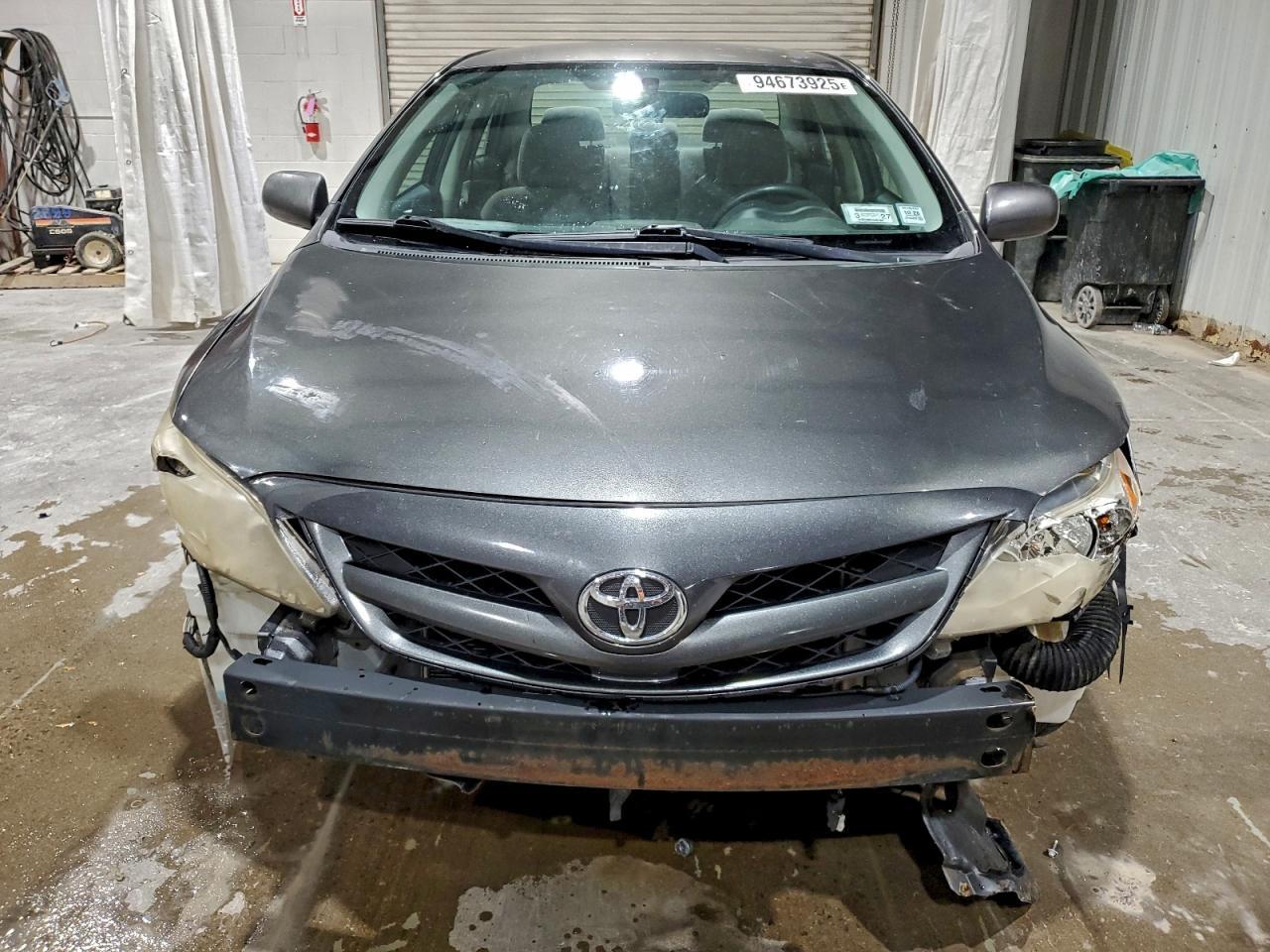 2011 TOYOTA COROLLA